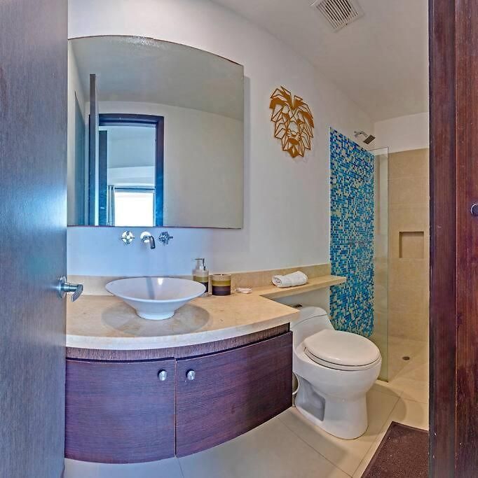 Moderno En Frente De La Playa. Apartamento Cartagena
